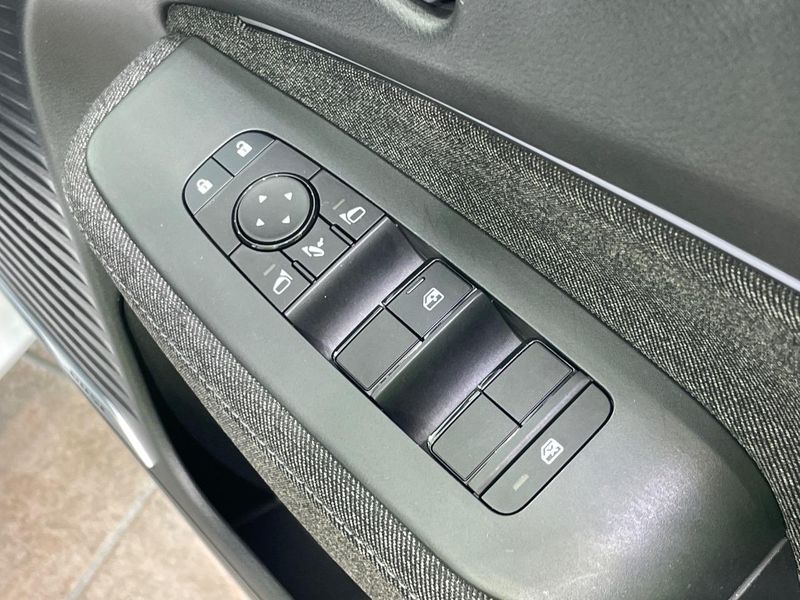 2025 Nissan Aura 6AA-FE13 (UW-6aacab0177271)[13]