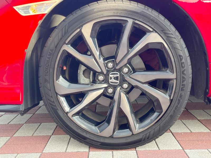 2018 Honda Civic DBA-FK7 (UW-6aacab032f45c)[19]