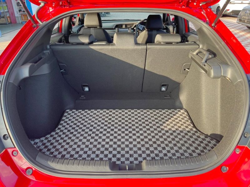 2018 Honda Civic DBA-FK7 (UW-6aacab032f45c)[23]