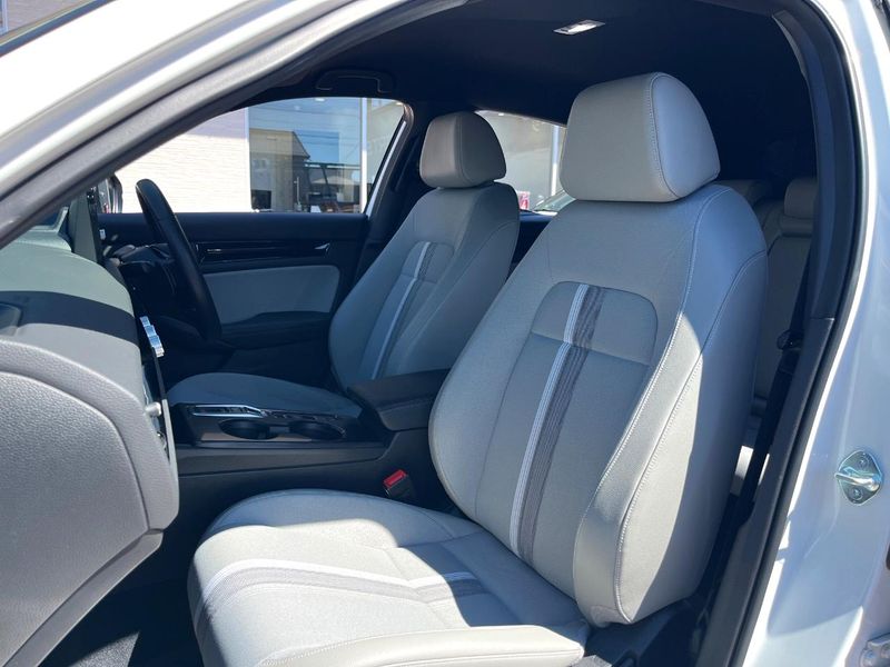 2024 Honda Civic 6AA-FL4 (UW-6aacab0587552)[29]