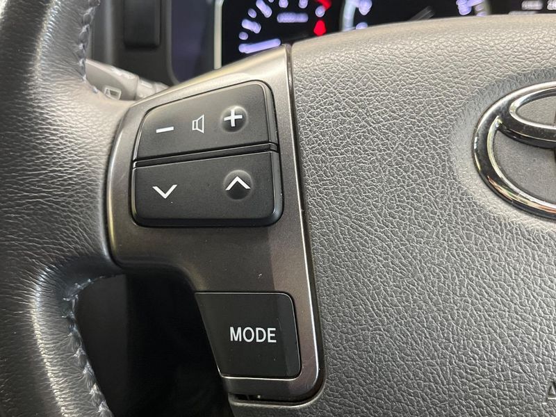 2021 Toyota Hiace Van QDF-GDH201V (UW-6aacab141ddda)[27]