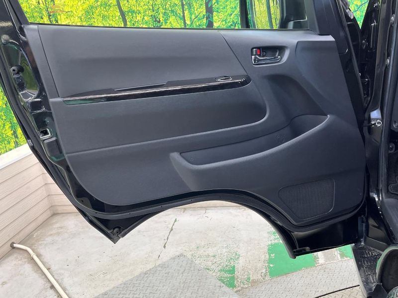 2021 Toyota Hiace Van QDF-GDH201V (UW-6aacab141ddda)[12]