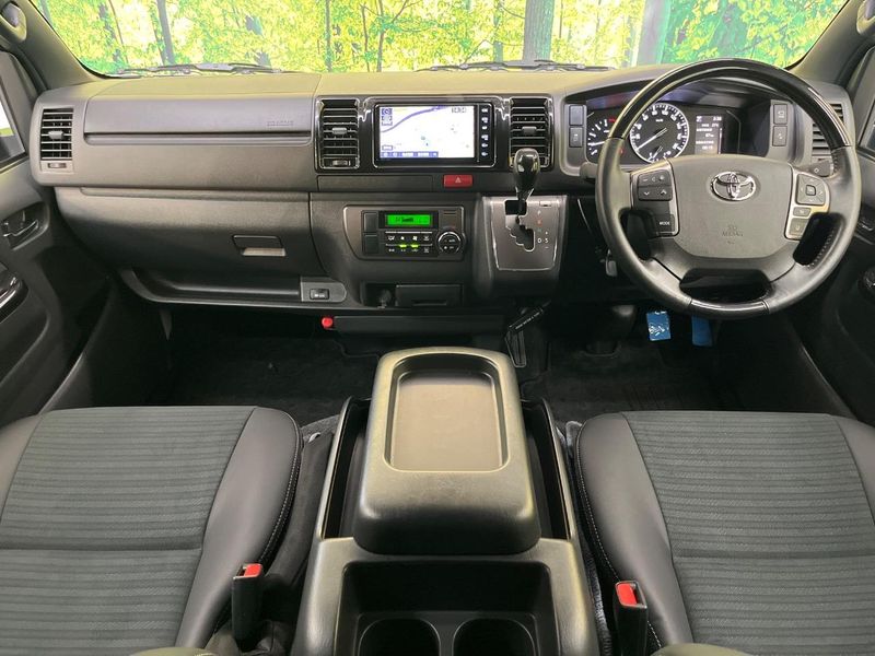 2025 Toyota Hiace Van 3DF-GDH201V (UW-6aacab14e254d)[21]