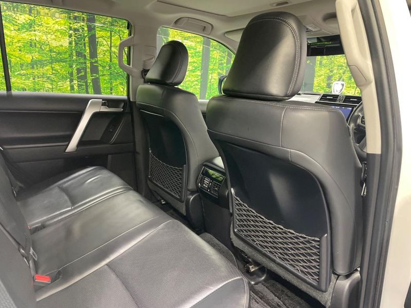 2020 Toyota Land Cruiser Prado 3DA-GDJ150W (UW-6aacab17cbbcc)[24]