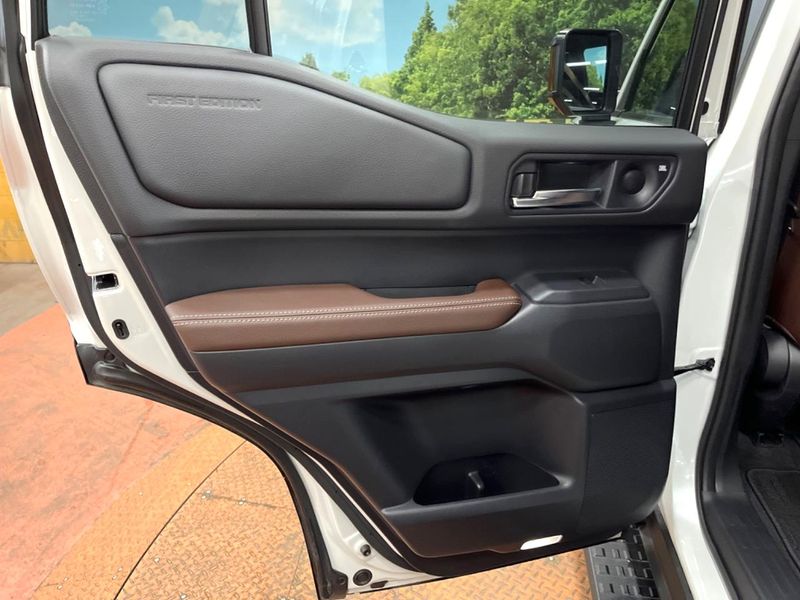 2024 Toyota Land Cruiser 250 3DA-GDJ250W (UW-6aacab18aaacd)[7]