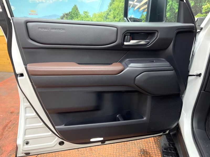 2024 Toyota Land Cruiser 250 3DA-GDJ250W (UW-6aacab18aaacd)[6]