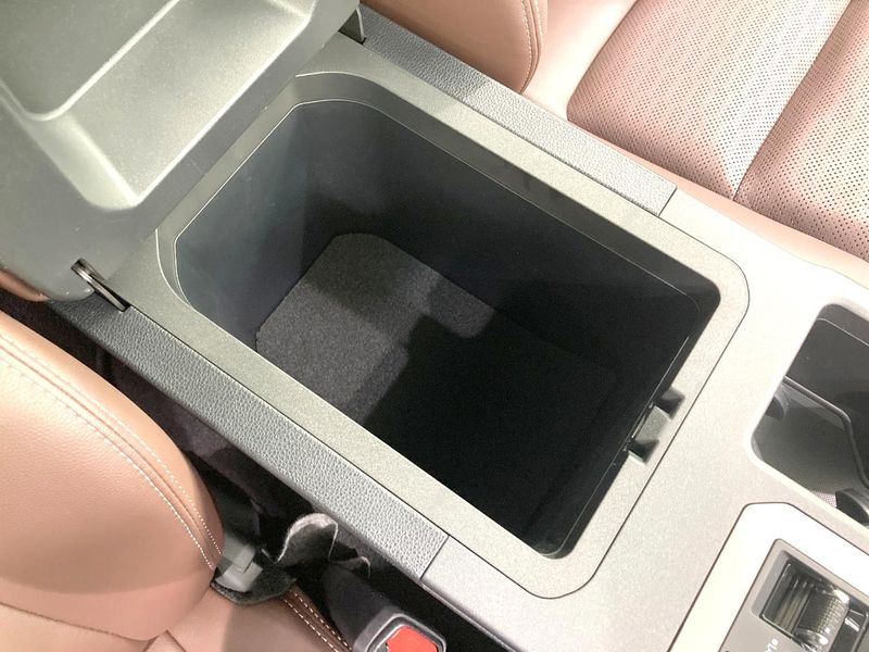 2024 Toyota Land Cruiser 250 3DA-GDJ250W (UW-6aacab195f2bf)[28]