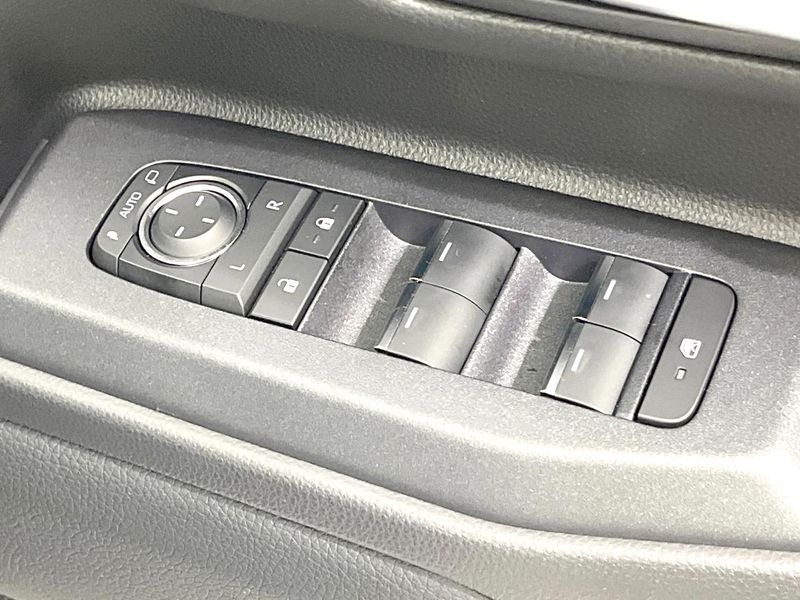 2024 Toyota Land Cruiser 250 3DA-GDJ250W (UW-6aacab1a05552)[26]