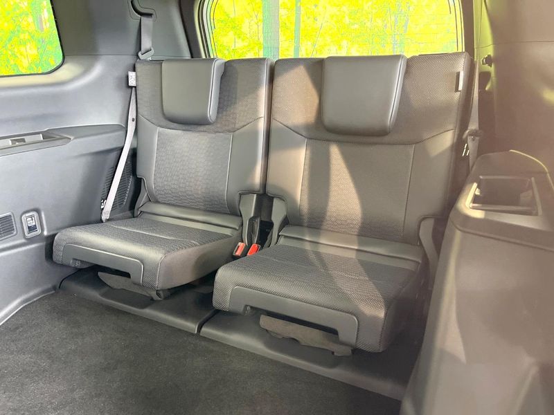 2025 Toyota Land Cruiser 250 3DA-GDJ250W (UW-6aacab1bea9f3)[25]