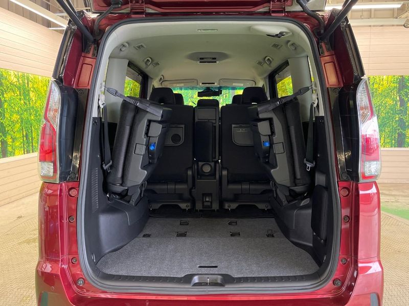 2016 Nissan Serena DAA-GFC27 (UW-6aacab1f308f1)[27]