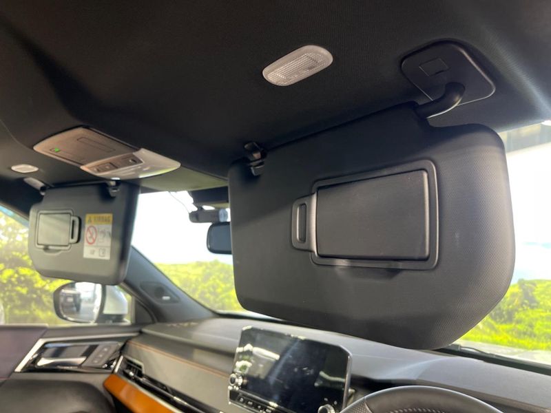 2022 Mitsubishi OUTLANDER PHEV 5LA-GN0W (UW-6aacab3717b69)[26]