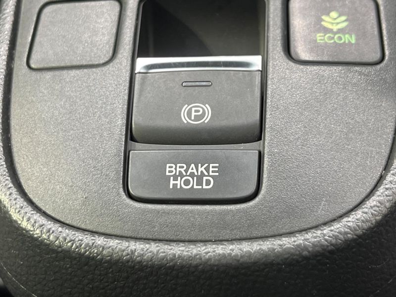 2021 Honda Fit 6AA-GR3 (UW-6aacab430613c)[19]