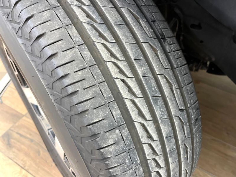 2014 Toyota FJ CRUISER CBA-GSJ15W (UW-6aacab49a5f06)[24]