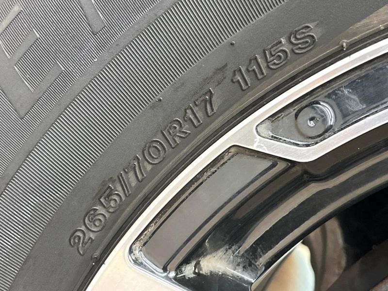 2014 Toyota FJ CRUISER CBA-GSJ15W (UW-6aacab49a5f06)[23]