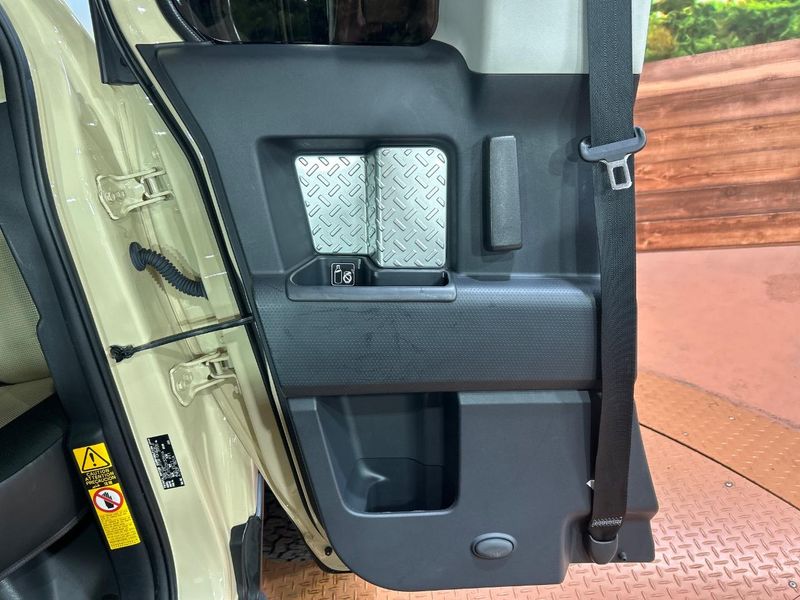 2018 Toyota FJ CRUISER CBA-GSJ15W (UW-6aacab4a376e3)[4]
