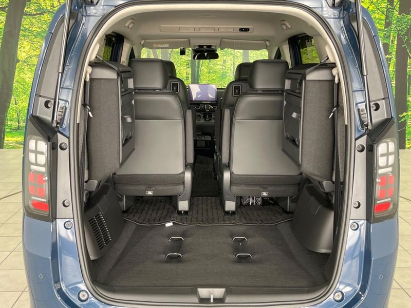 2025 Honda Freed 6AA-GT7 (UW-6aacab5271c57)[4]