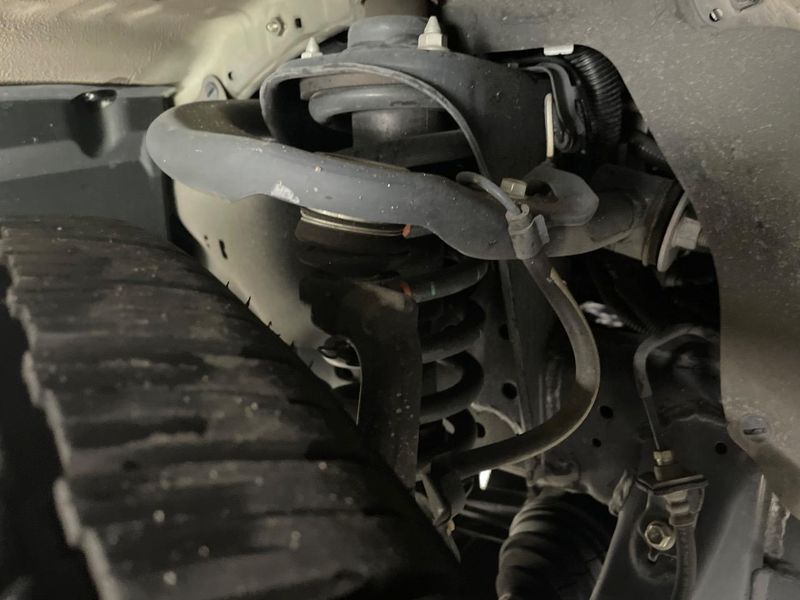2022 Toyota Hilux 3DF-GUN125 (UW-6aacab5792d9b)[11]