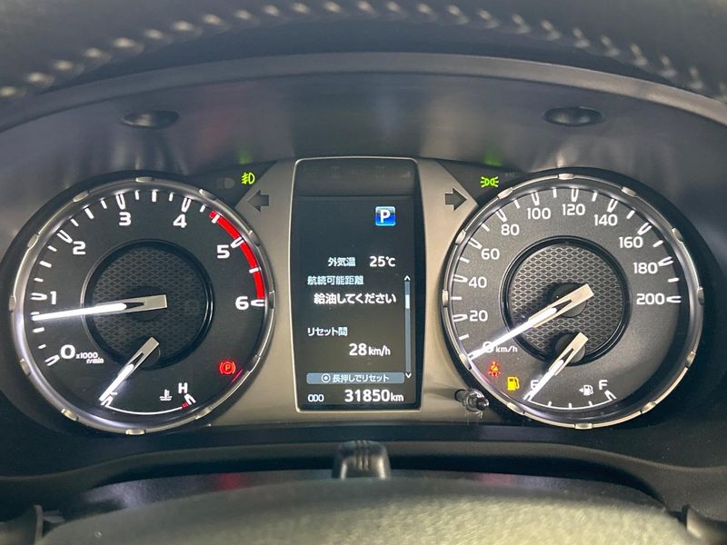 2023 Toyota Hilux 3DF-GUN125 (UW-6aacab583999d)[12]