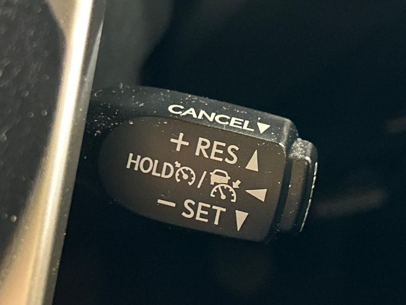 2023 Toyota Hilux 3DF-GUN125 (UW-6aacab583999d)[11]