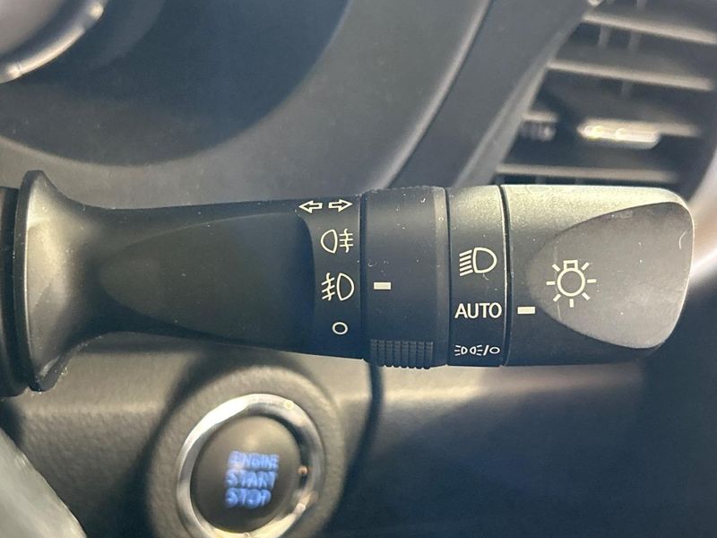 2023 Toyota Hilux 3DF-GUN125 (UW-6aacab583999d)[7]