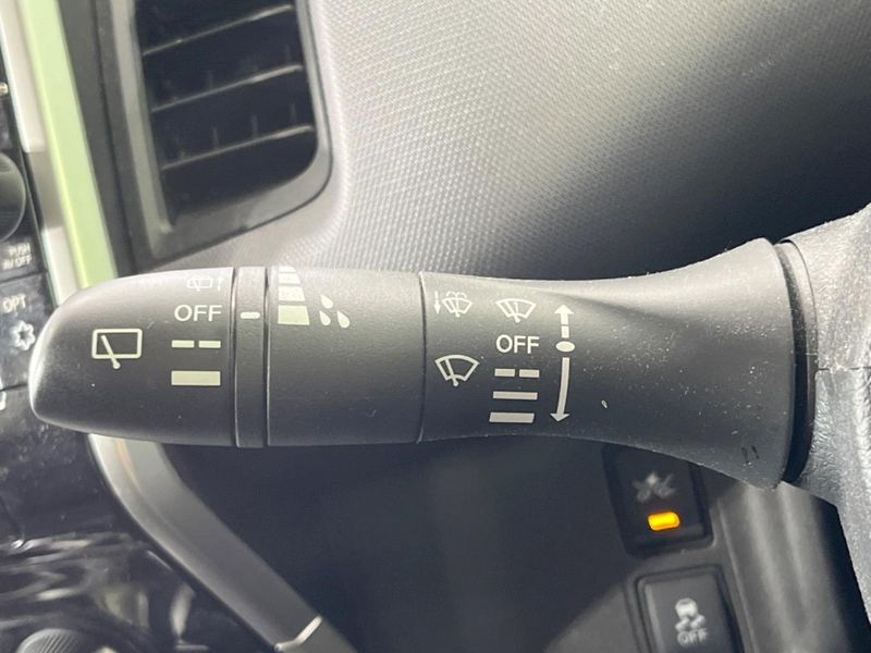 2018 Nissan Serena DAA-HC27 (UW-6aacab66b91c6)[28]