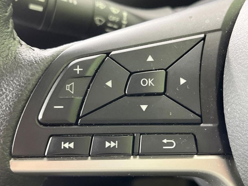 2018 Nissan Serena DAA-HC27 (UW-6aacab66b91c6)[24]