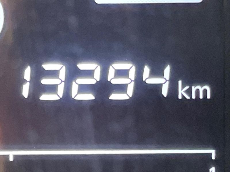 2017 Nissan Note DAA-HE12 (UW-6aacab6a36a2c)[2]