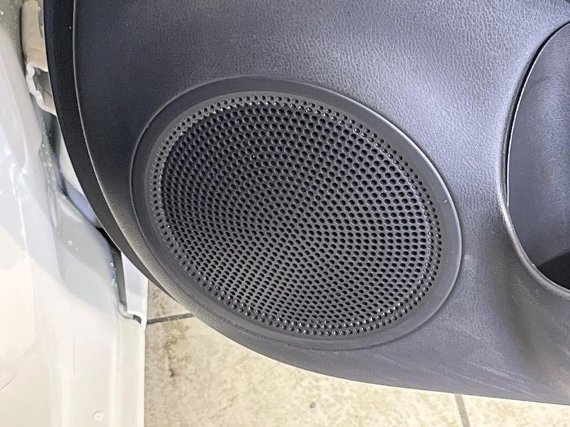 2019 Nissan Note DAA-HE12 (UW-6aacab6db30e1)[27]