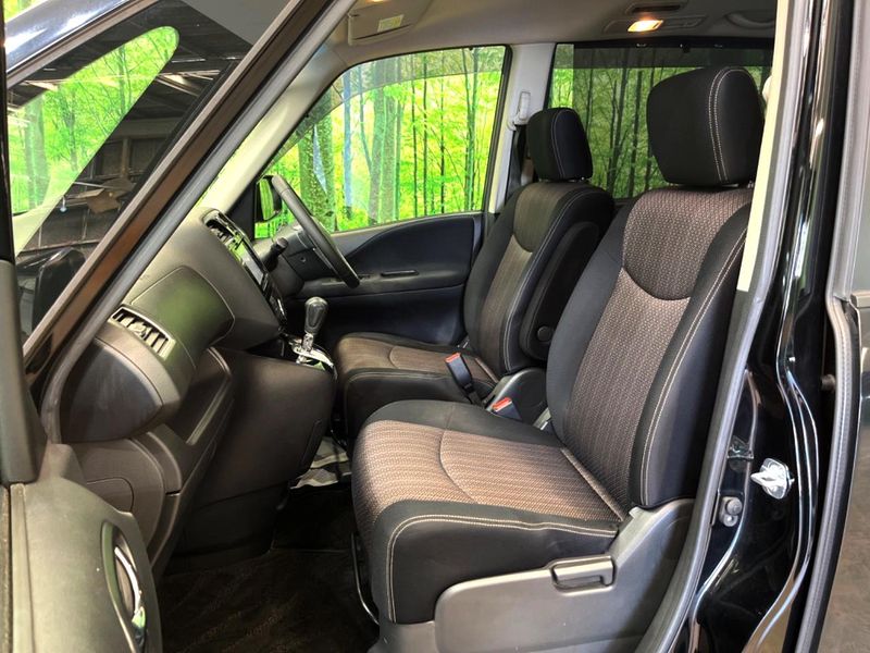 2016 Nissan Serena DAA-HFC26 (UW-6aacab7d3ece7)[7]