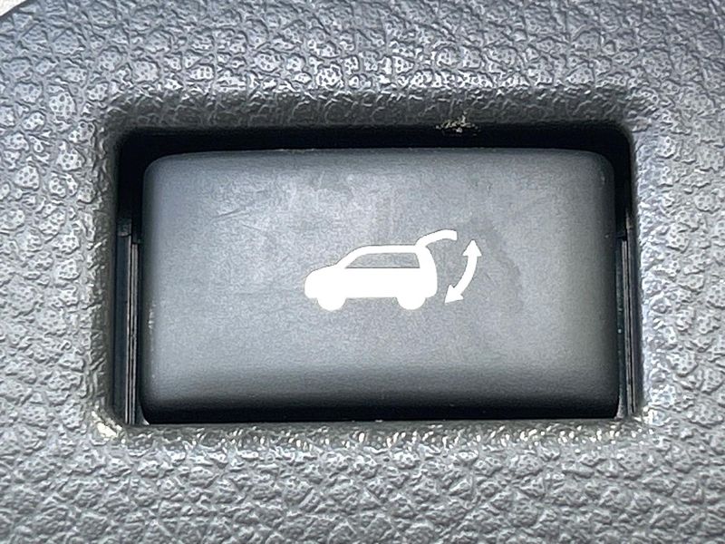 2016 Nissan X-Trail DAA-HNT32 (UW-6aacab88c3163)[28]