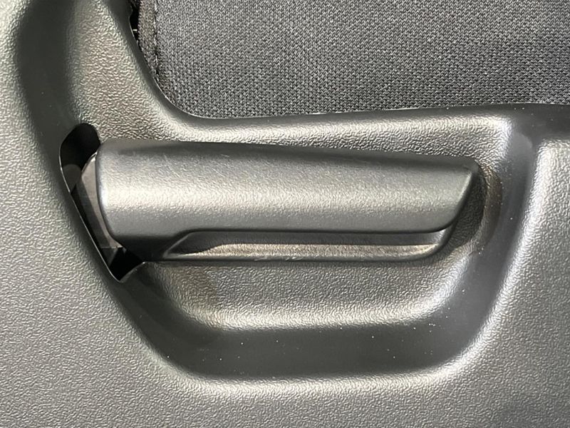 2025 Suzuki Jimny 3BA-JB64W (UW-6aacab96ede3f)[27]