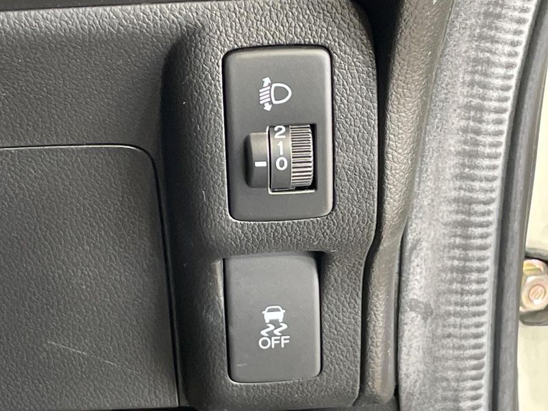 2015 Honda N-BOX DBA-JF1 (UW-6aacaba70274e)[12]