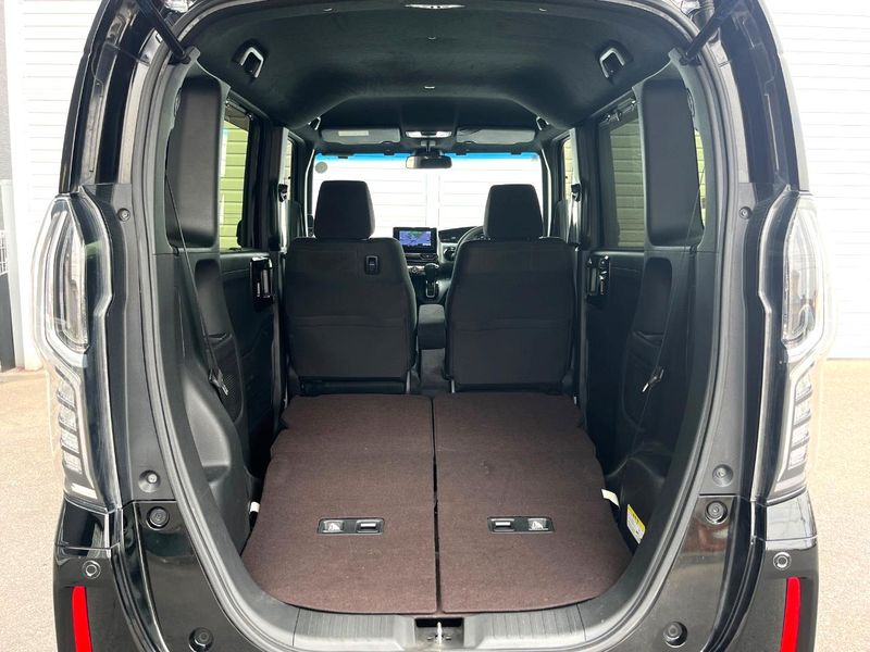2018 Honda N-BOX CUSTOM DBA-JF3 (UW-6aacabb8865f5)[26]