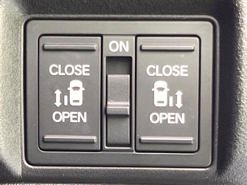 2023 Honda N-BOX CUSTOM 6BA-JF5 (UW-6aacabdb87832)[15]