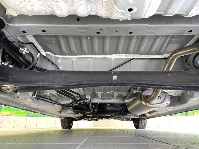 2024 Honda N-BOX CUSTOM 6BA-JF5 (UW-6aacabde6a78c)[9]