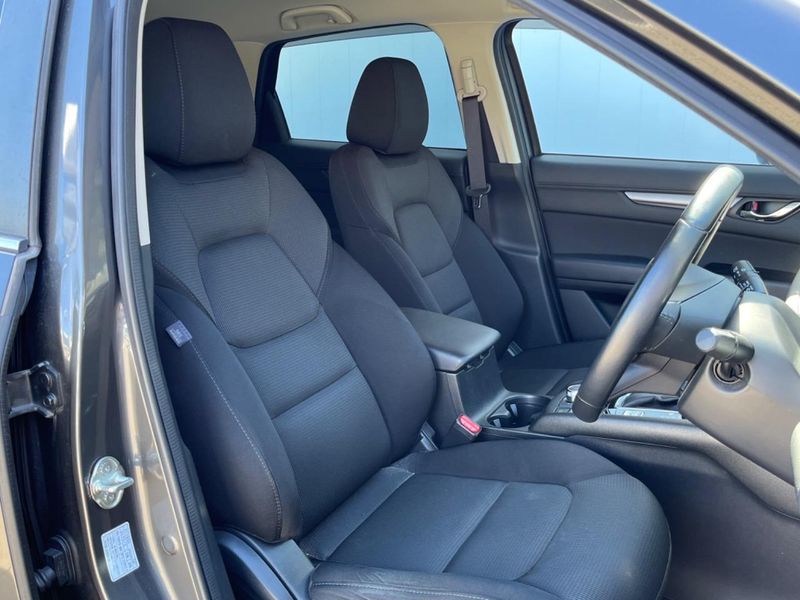 2017 Mazda CX-5 DBA-KFEP (UW-6aacac0ee2c69)[19]