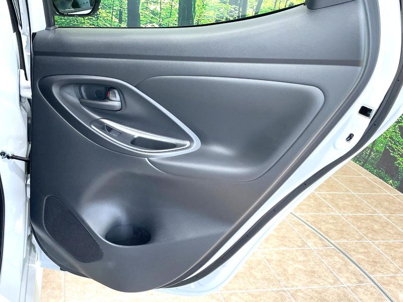 2026 Toyota Yaris 5BA-KSP210 (UW-6aacac21f3fd6)[6]