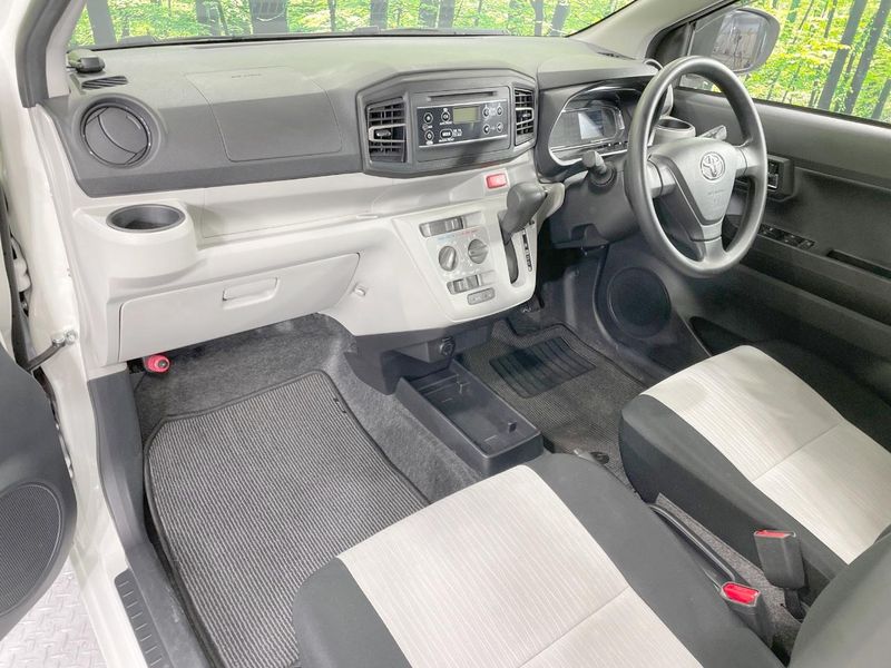 2019 Toyota Pixis Epoch 5BA-LA360A (UW-6aacac3d3ca30)[18]