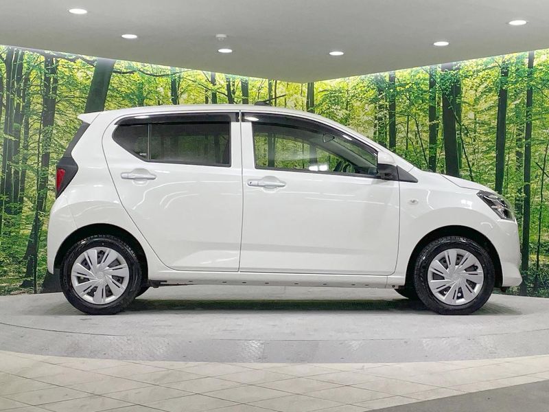 2019 Toyota Pixis Epoch 5BA-LA360A (UW-6aacac3d3ca30)[26]
