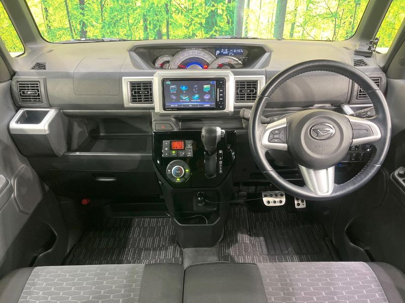 2018 Daihatsu Wake DBA-LA700S (UW-6aacac5fc6364)[25]