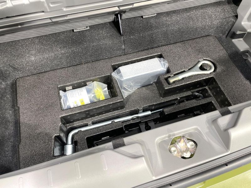 2020 Daihatsu Taft 5BA-LA900S (UW-6aacac6edcf13)[17]