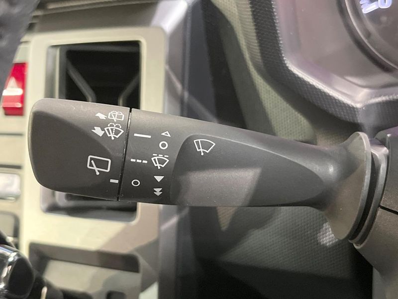 2021 Daihatsu Taft 6BA-LA900S (UW-6aacac721c553)[21]