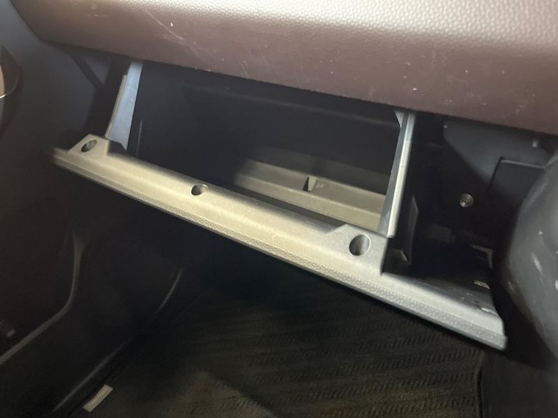 2017 Toyota Roomy DBA-M900A (UW-6aacac80ccfcf)[25]
