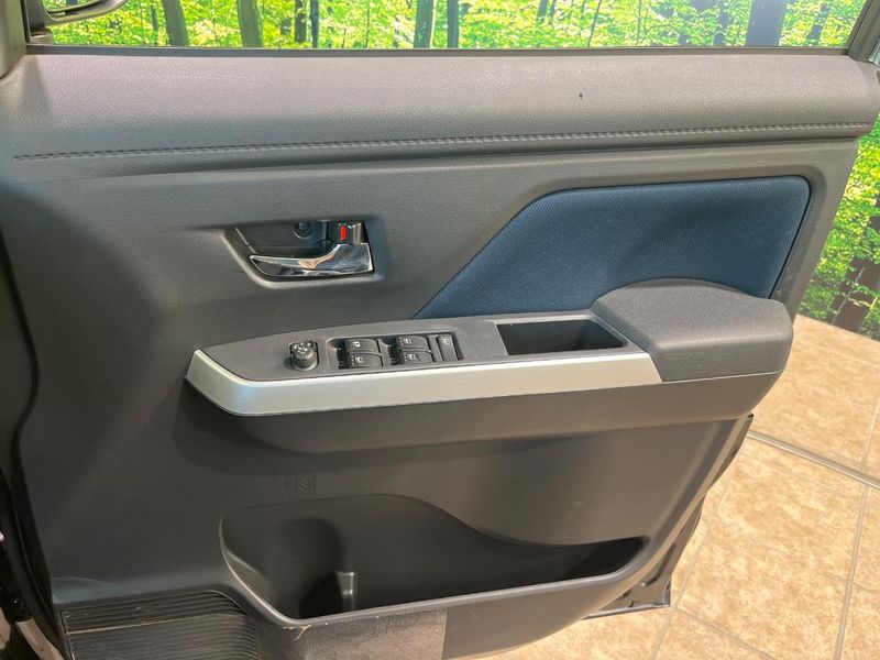 2021 Toyota Roomy 5BA-M900A (UW-6aacac89e8a47)[29]