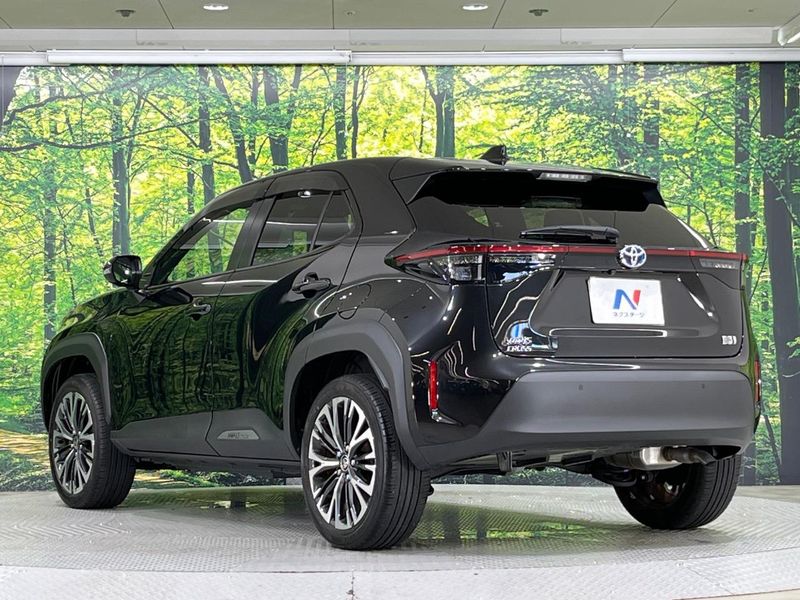 2022 Toyota Yaris Cross 6AA-MXPJ10 (UW-6aacad1d61d6c)[14]