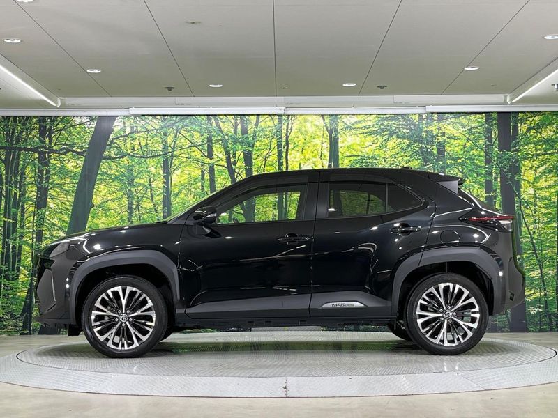 2022 Toyota Yaris Cross 6AA-MXPJ10 (UW-6aacad1d61d6c)[13]