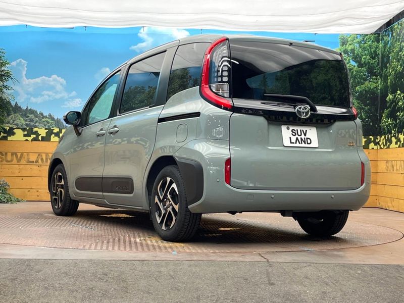 2022 Toyota Sienta 6AA-MXPL10G (UW-6aacad33d71c1)[6]