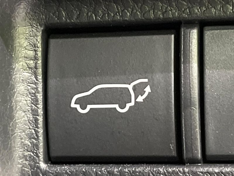 2023 Toyota Harrier 6BA-MXUA85 (UW-6aacad4bbd8bc)[11]