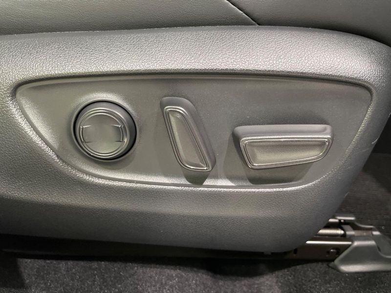 2023 Toyota Harrier 6BA-MXUA85 (UW-6aacad4bbd8bc)[8]