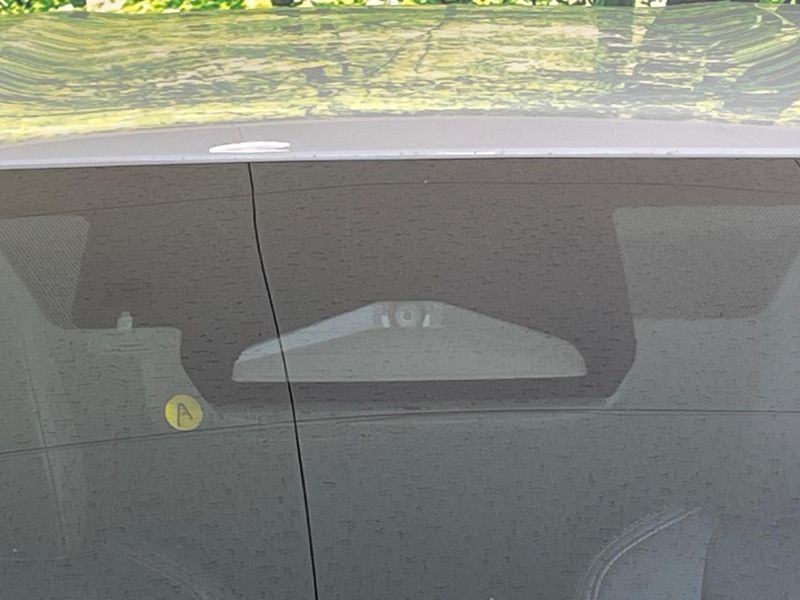 2024 Toyota Prius 6AA-MXWH60 (UW-6aacad517d2f8)[21]